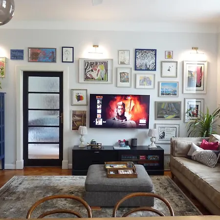 Spacious In 3 Bedrooms, 6 People * Prague