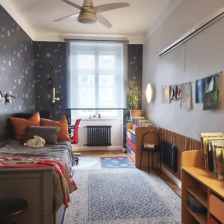 Spacious In 3 Bedrooms, 6 People 아파트