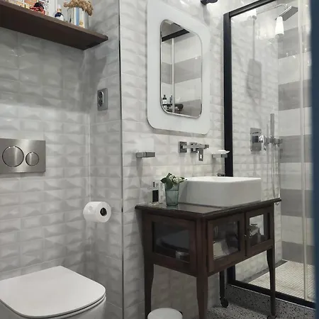 Spacious In 3 Bedrooms, 6 People